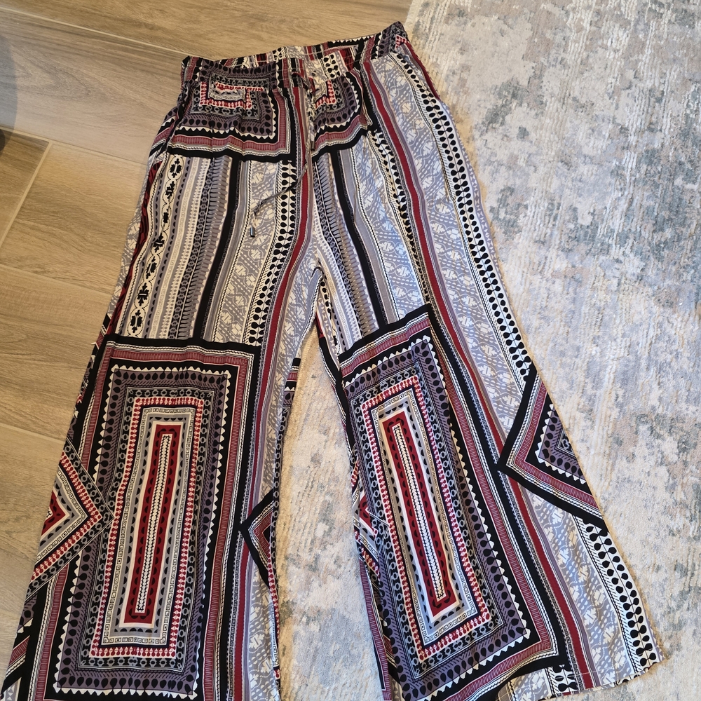 Bohemian Patterned Wide-Leg Pants - Picture 1 of 4